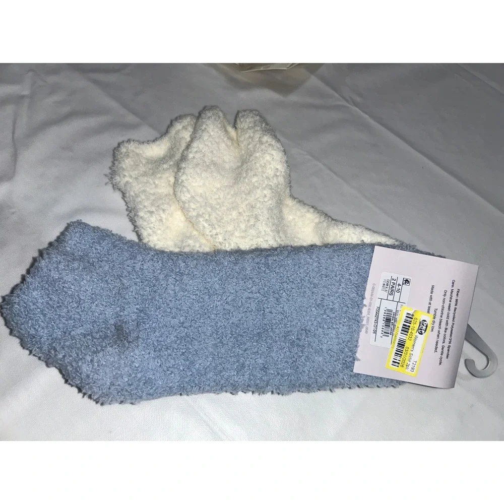 Auden Women Cozy Ankle Socks 2 Pairs Blue White Super Soft Fuzzy‎ Shoe Size 4-10